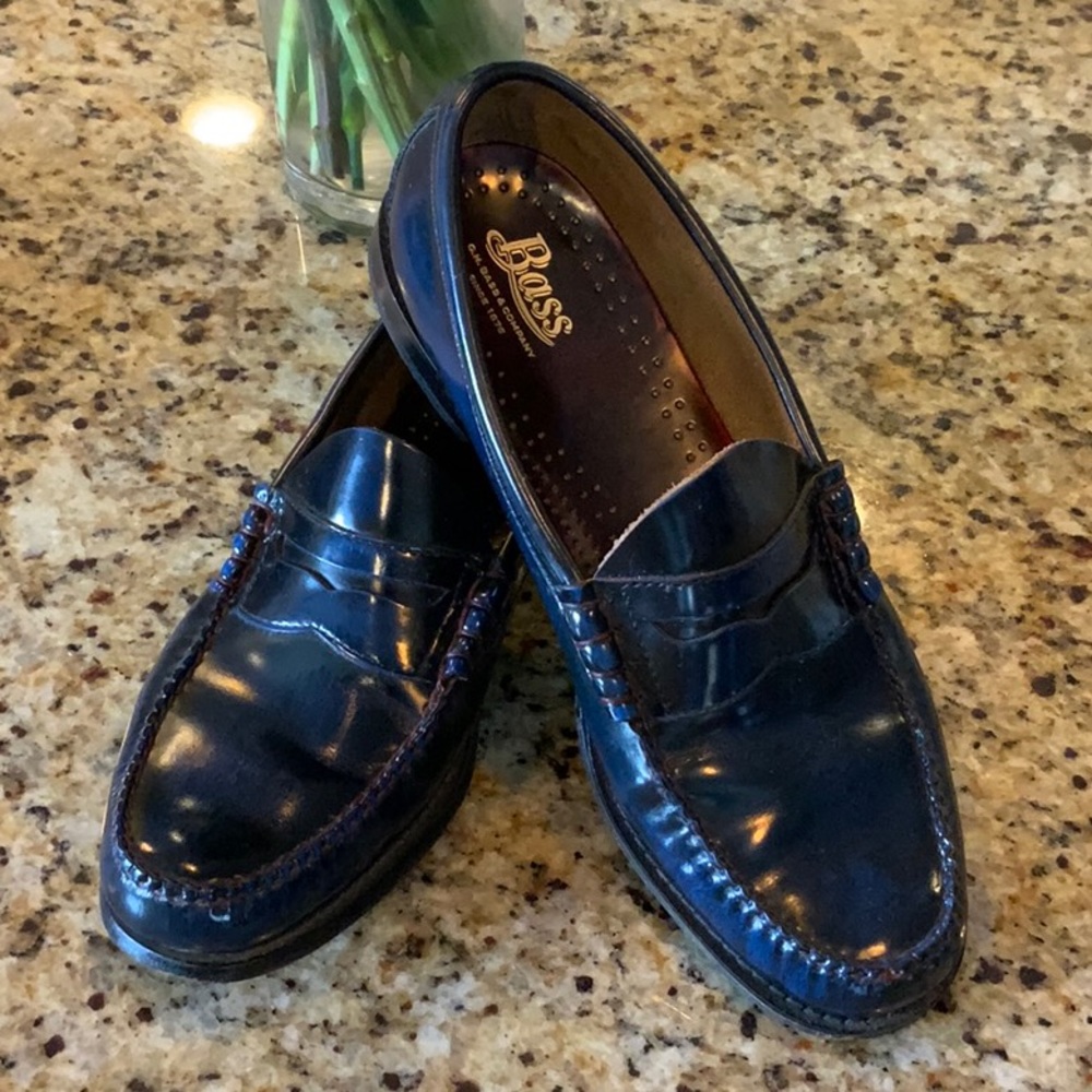 RARE!!! Vintage NAVY BLUE G.H. Bass Weejuns Penny Loafers 10 D excellent!